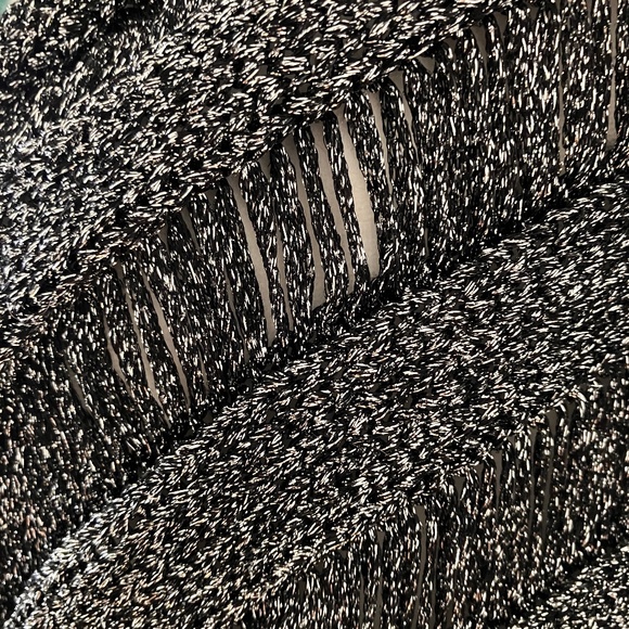 MISSONI SILVER & BLACK KNIT SWEATER - Picture 13 of 13